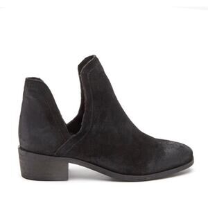 Coconuts 'Pronto' Women's 6 Side Cut Boho Black Suede Bootie